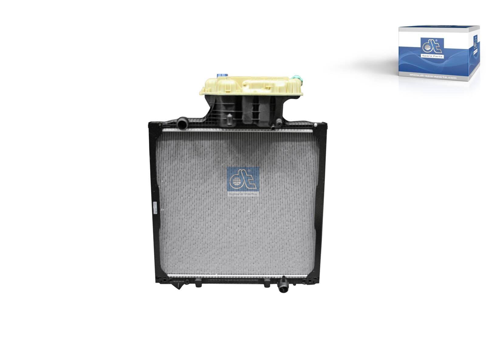 DT Spare Parts 3.16209 Kühler, L: 845 mm, W: 938 mm, T: 42 mm passend für MAN