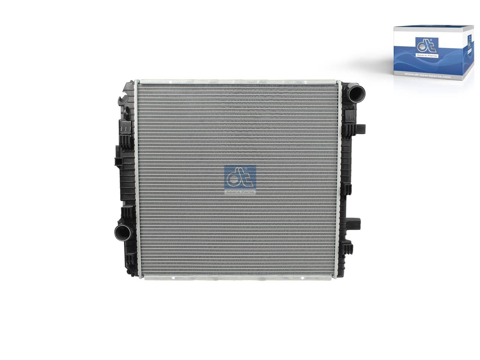 DT Spare Parts 4.62679 Kühler, L: 570 mm, W: 559 mm, T: 40 mm passend für Mercedes-Benz