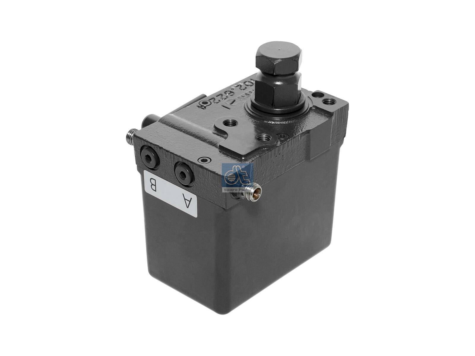 DT Spare Parts 4.65191 Hydraulikpumpe, M12 x 1,5, M12 x 1,5, L: 127 mm, H: 165 mm, 300 bar passend für Mercedes-Benz