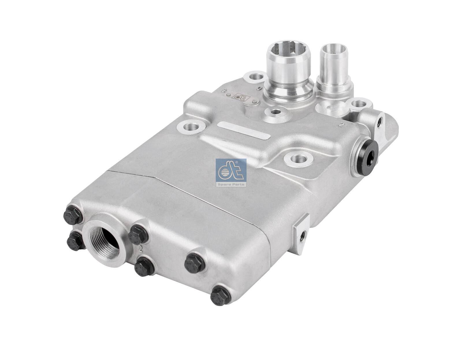 DT Spare Parts 4.66366 Zylinderkopf, Kompressor, ohne Ventilplatte passend für Mercedes-Benz