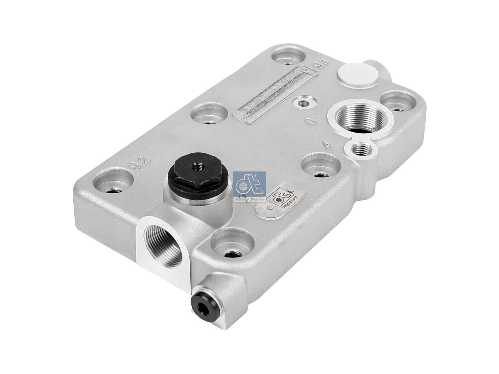 DT Spare Parts 4.66367 Zylinderkopf, Kompressor passend für Mercedes-Benz