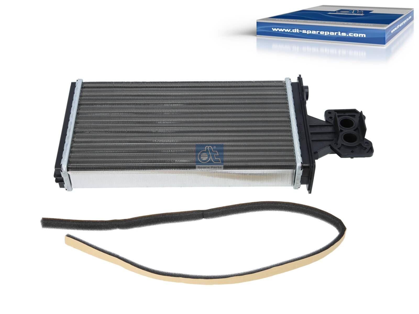 DT Spare Parts 7.74030 Wärmetauscher, L: 330 mm, W: 157 mm, T: 42 mm passend für Iveco