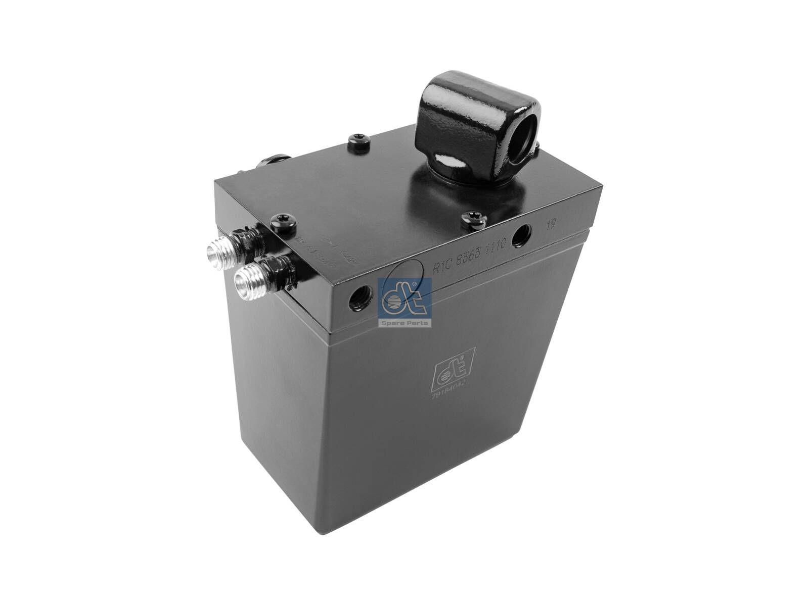 DT Spare Parts 7.77028 Hydraulikpumpe, 580 ml, M12 x 1,5, M12 x 1,5, L: 130 mm, W: 80 mm, H: 101 mm, 280 bar, Pov: 280 bar passend für Iveco